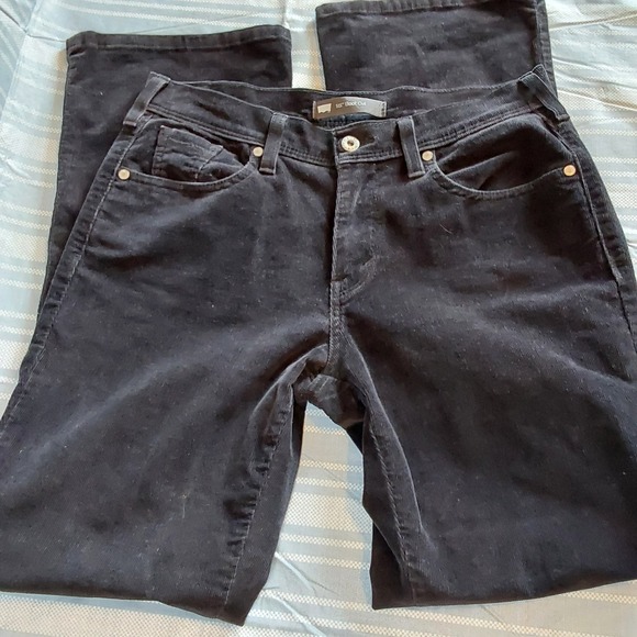 Levi's 515 Women's Black Corduroy Boot Cut Pants Size 6M Back Pocket Flaps - Picture 5 of 12